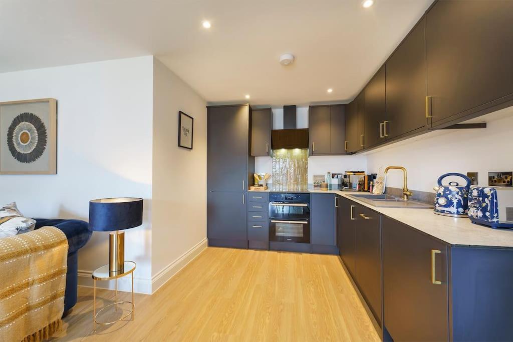 Darlington - 2 Bedroom Luxury Apartment By Mint Stays Bristol Exterior foto
